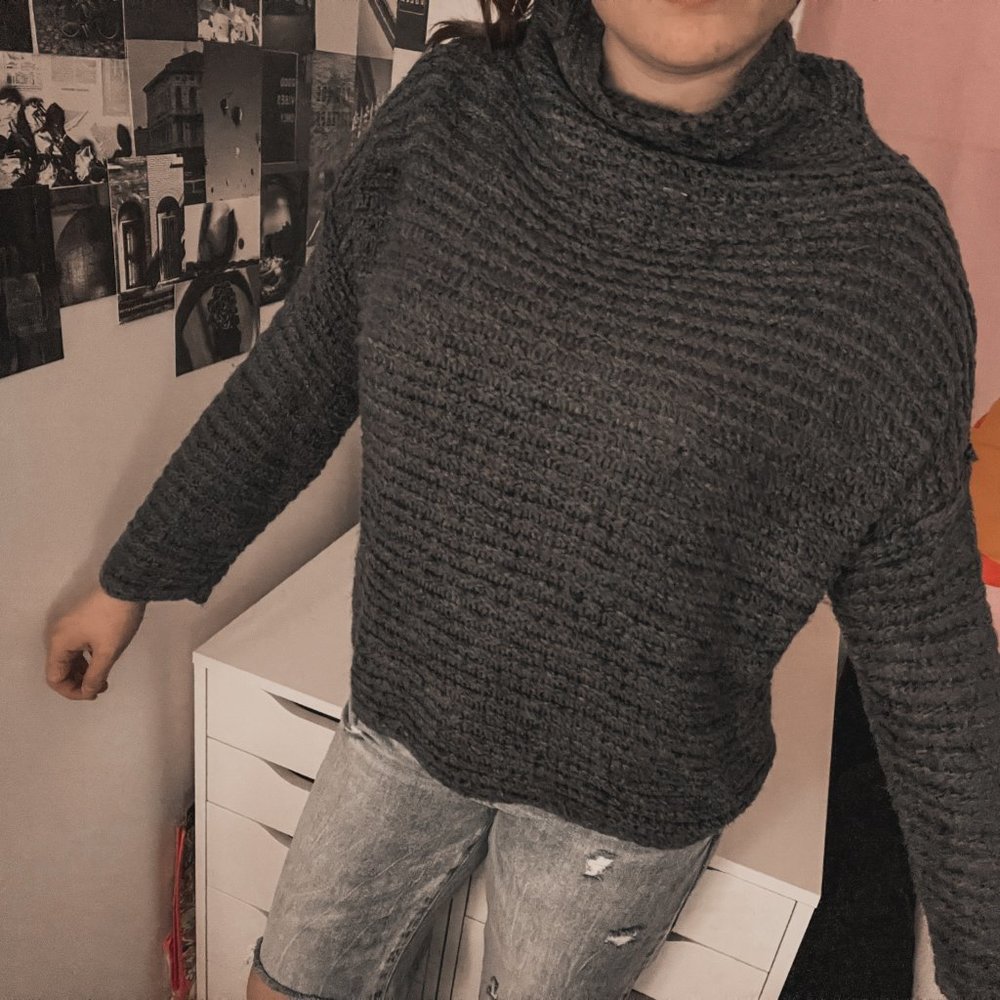 American Eagle // Cowl Neck Top